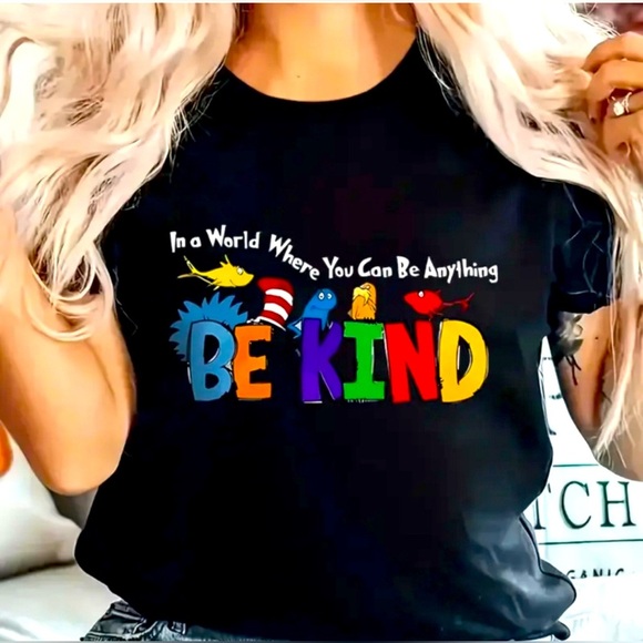 “In a World Where You Can Be Anything: BE KIND” Black Crew Neck T-Shirt, NIP - Picture 1 of 5